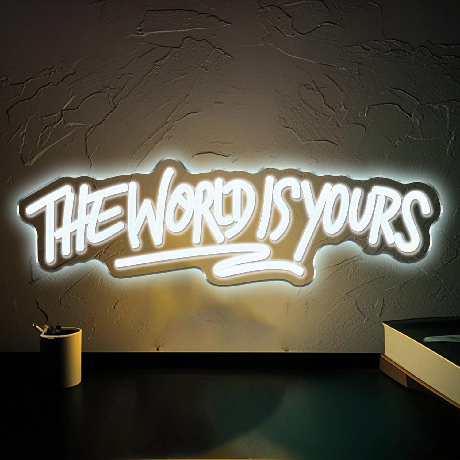 ป้ายไฟนีออน The World is Yours - Beer & Wine Jockey Plaza Shopping บทวิจารณ์และราคา